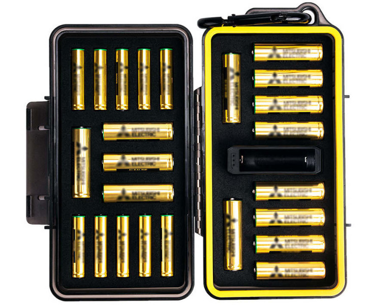 водонепроницаемый бокс на 14 AA и 10 AAA с тестером