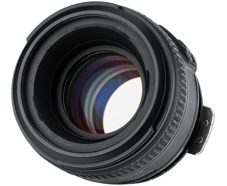 Nikon G объектив на камеру Canon EF-S