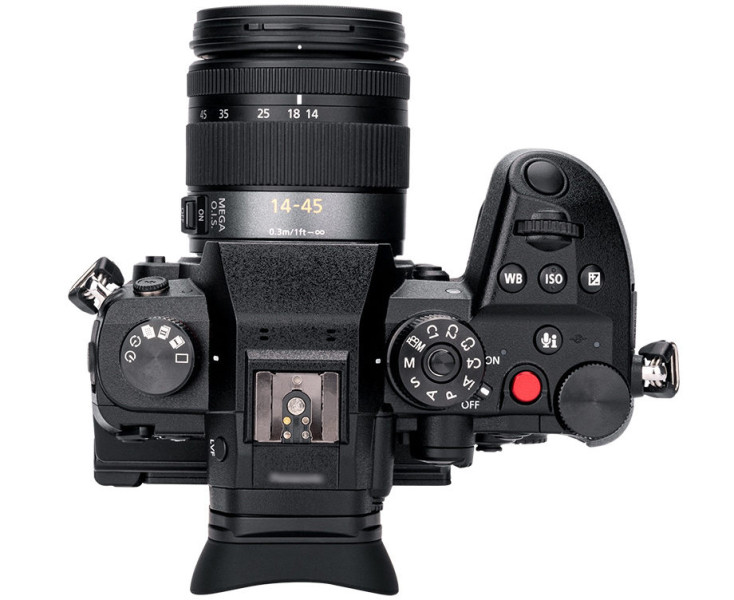 Panasonic 4YE1A561Z удлинённая форма наглазника