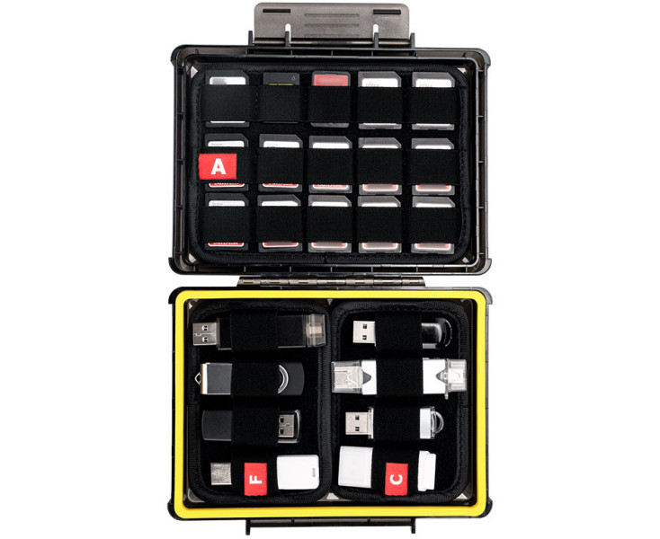 защитный бокс для Nintendo Game Card и USB флешек