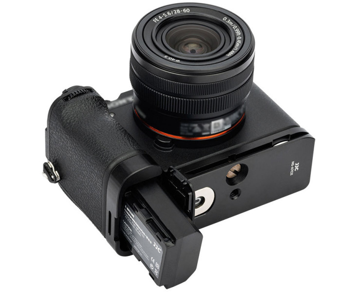 для Sony a7C II рукоятка с AirTag