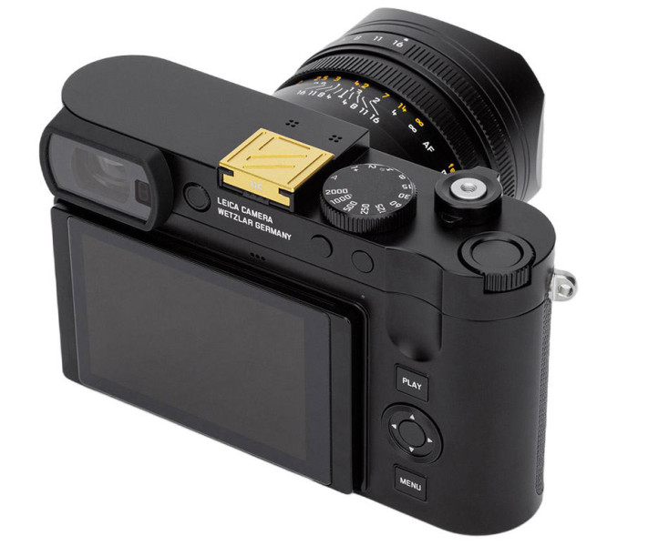 защита горячего башмака Leica Q2 золотистый цвет