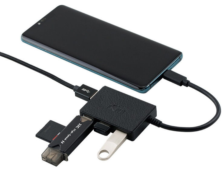 usb-c хаб для смартфона на четыре порта