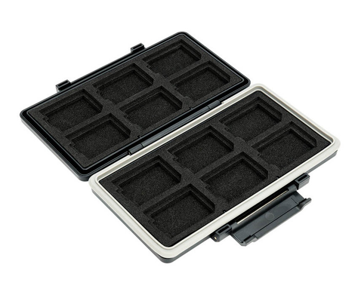 защитный футляр на 24 SD и CFexpress Type A