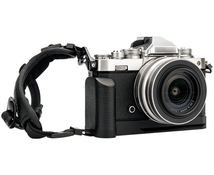 дополнительный хват для Nikon Z fc