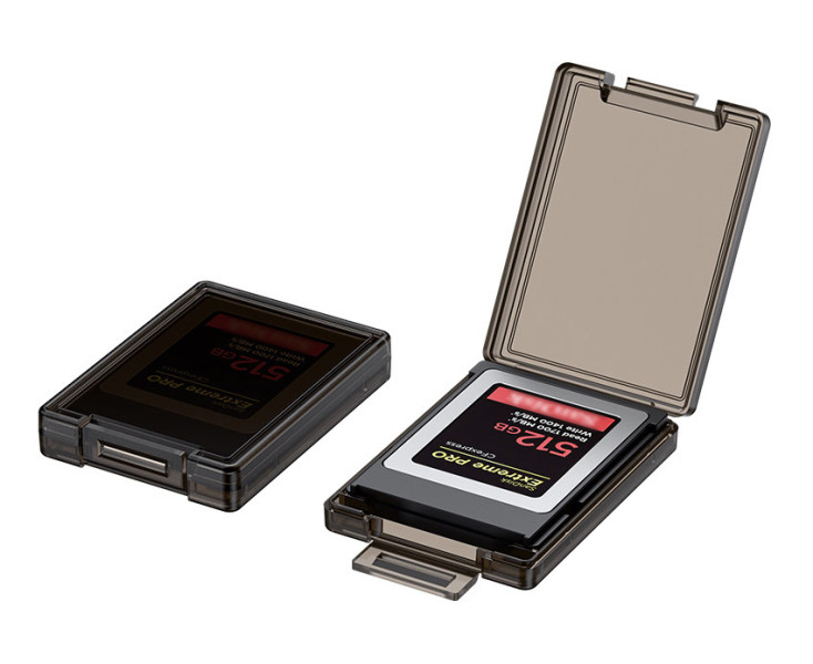 12 чехольчиков для карт памяти XQD