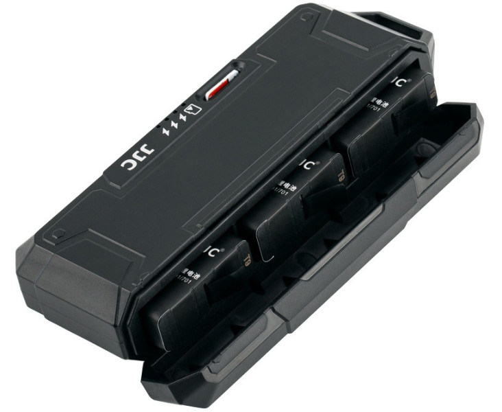 зарядить три аккумулятора GoPro AABAT-001