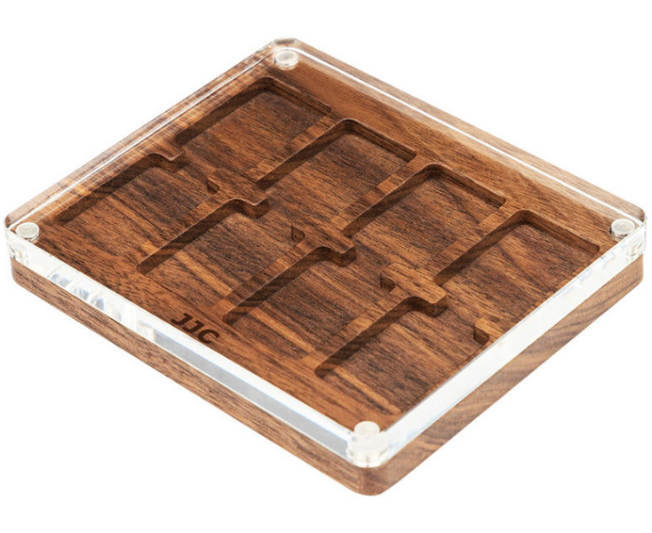 красивый деревянный бокс для карт памяти Nintendo Switch