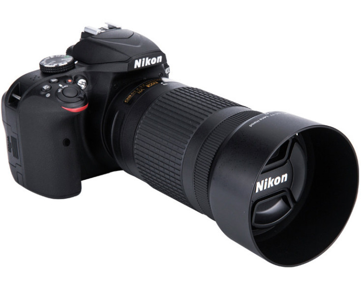 бленда Nikon HB-77