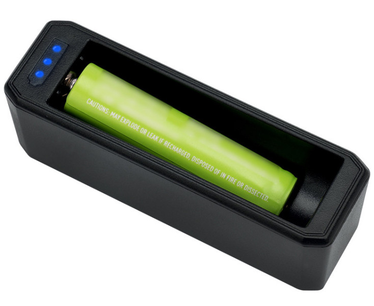 бокс ударопрочный для AAA аккумуляторов с тестером заряда