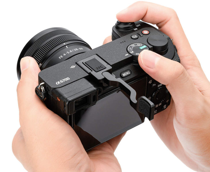улучшить хват камеры Sony a6700