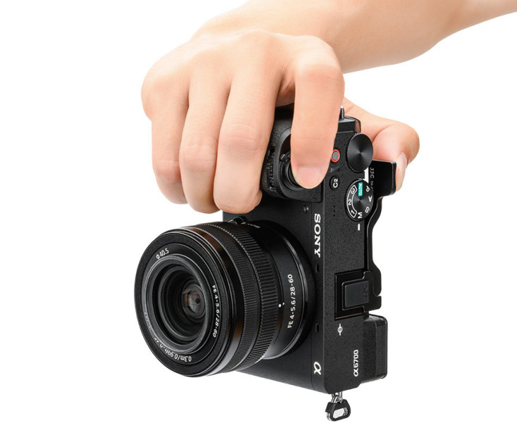 JJC TA-A6700 BLACK Дополнительный хват для Sony a6700