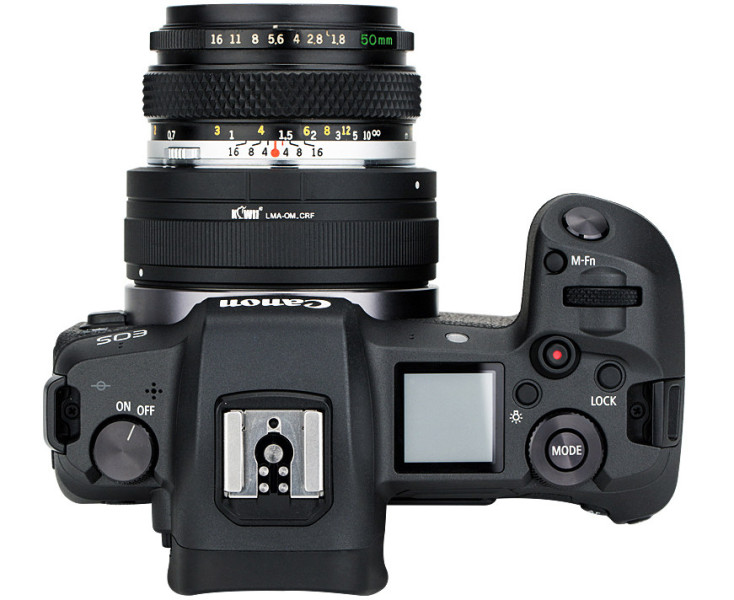 установить объектив Olympus OM на Canon R камеру