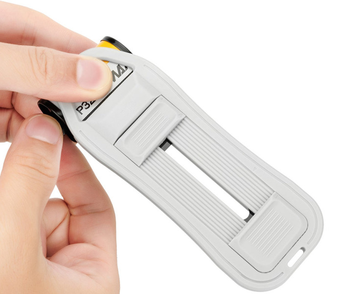 инструмент для извлечения кончика фотоплёнки 35мм