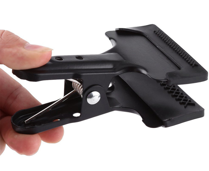 закрепить тканевый фон зажим