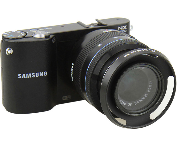 бленда для объектива Samsung 20-50mm f/3.5-5.6 ED (EX-S2050NB)