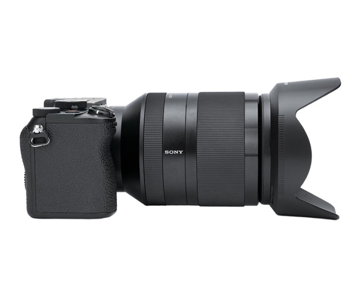 бленда для объектива Sony 24-240mm f/3.5-6.3 OSS