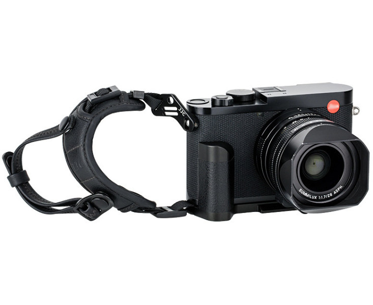 для Leica Q2 дополнительный хват