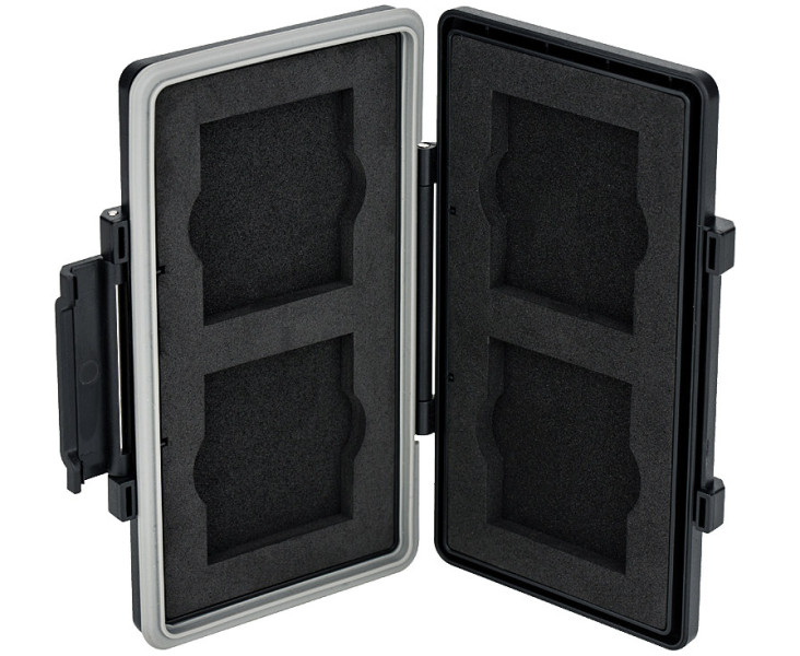 защитный футляр на 4 CompactFlash