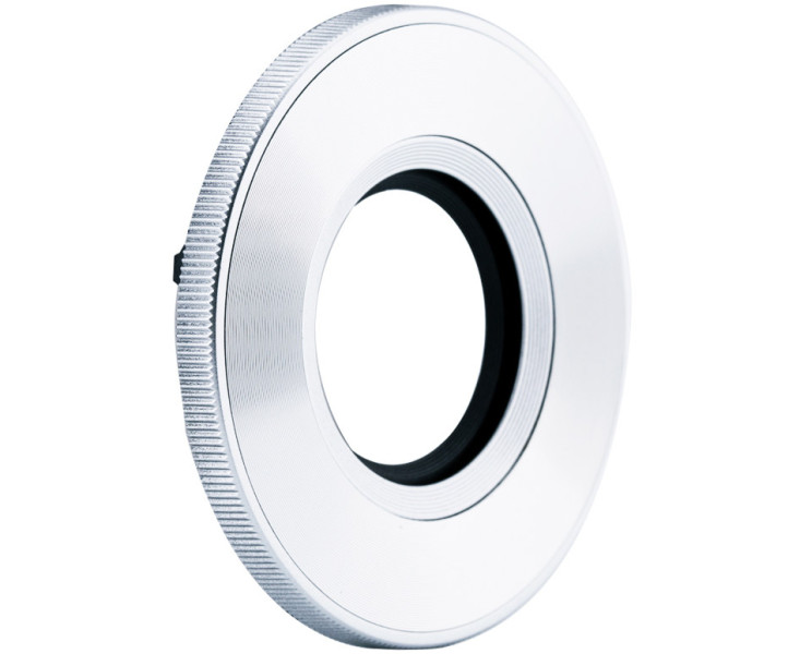 серебристая крышка объектива Sony PZ 16-50mm