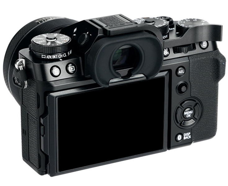 для Fujifilm X-T5 дополнительный хват