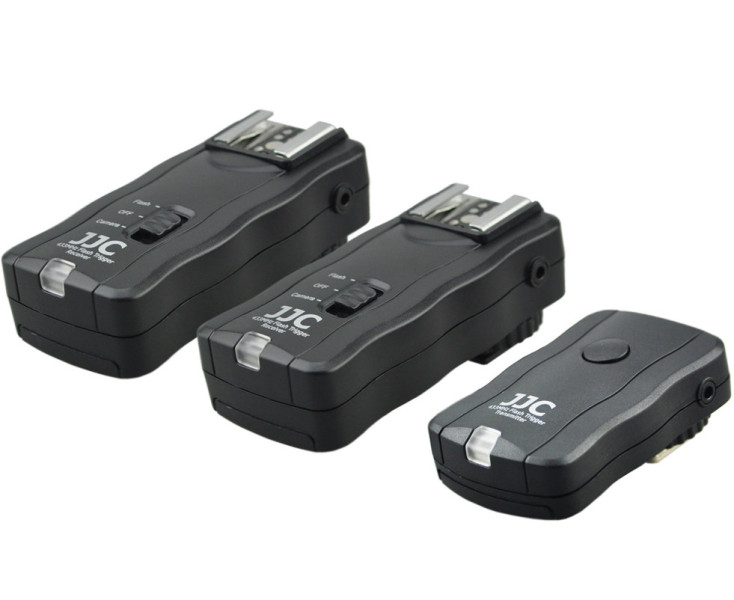 радиосинхронизатор для двух вспышек или студийного света