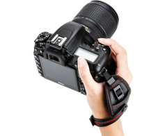 Кистевой ремень JJC HS-PRO1P RED с плоской U площадкой (красный)