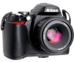 Чехол для Nikon D3000 / D60 черный цвет
