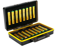 Защитный бокс на шестнадцать AAA аккумуляторов