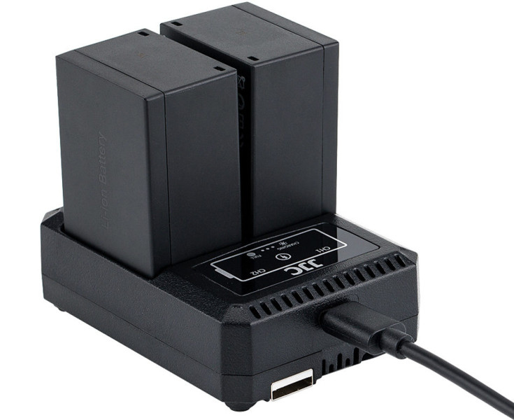 зарядить два аккумулятора Fujifilm NP-T125