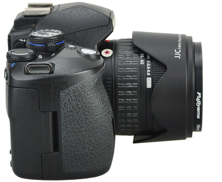 бленда для объектива Olympus Zuiko 14-42mm f/3.5-5.6 ED Zoom