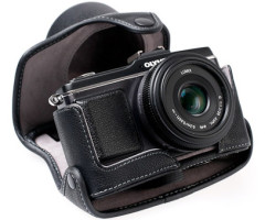 Чехол для Olympus E-P1 / E-P2 черный цвет