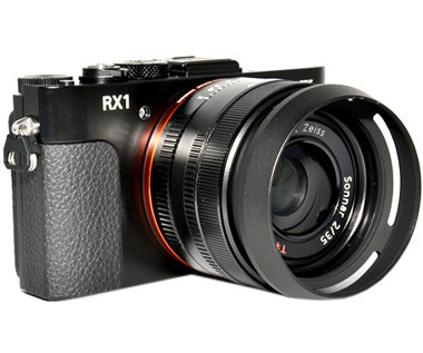 Бленда Sony LHP-1 для объектива фотокамеры Sony Cyber-shot RX1