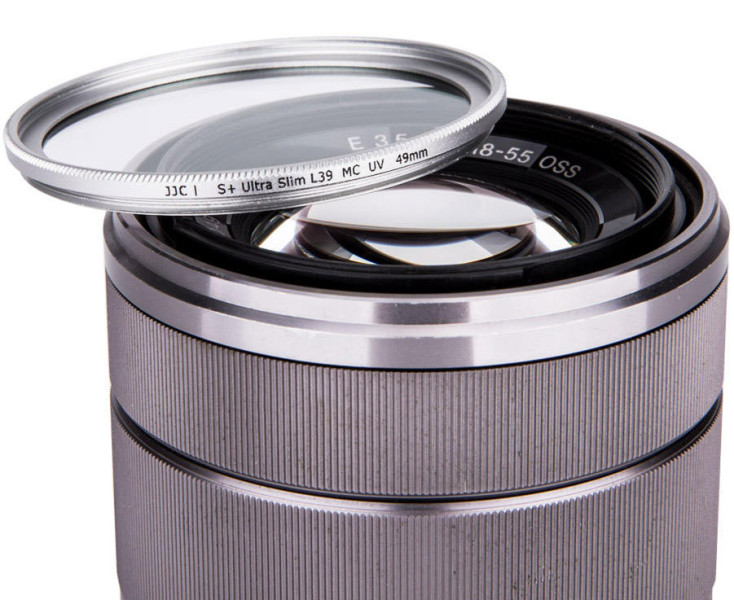 JJC F-WMCUV49 SILVER Ультратонкий защитный светофильтр 49 мм с L39 покрытием серебристая оправа