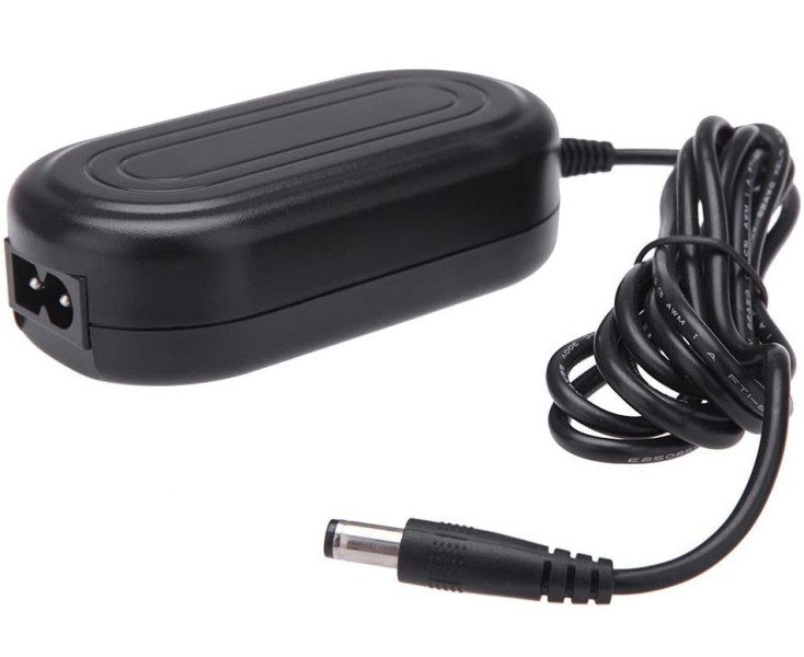 Canon ACK-E17 аналог