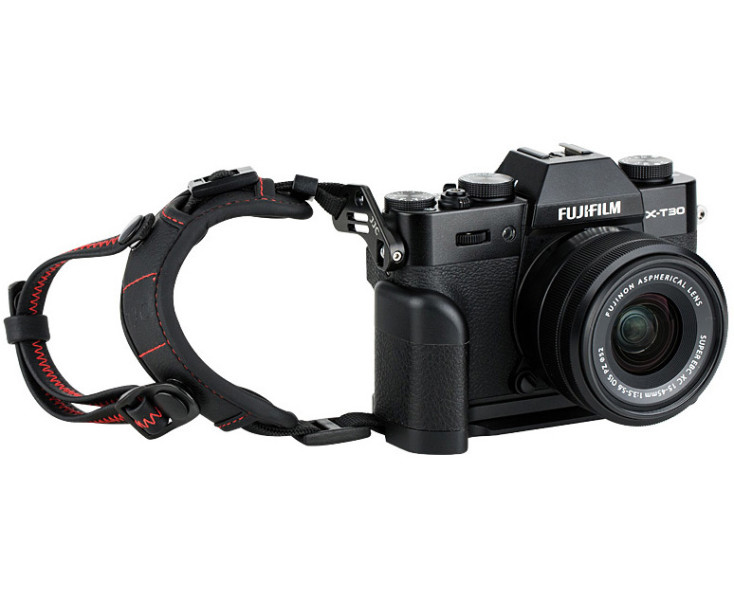 дополнительный хват для Fujifilm X-T10