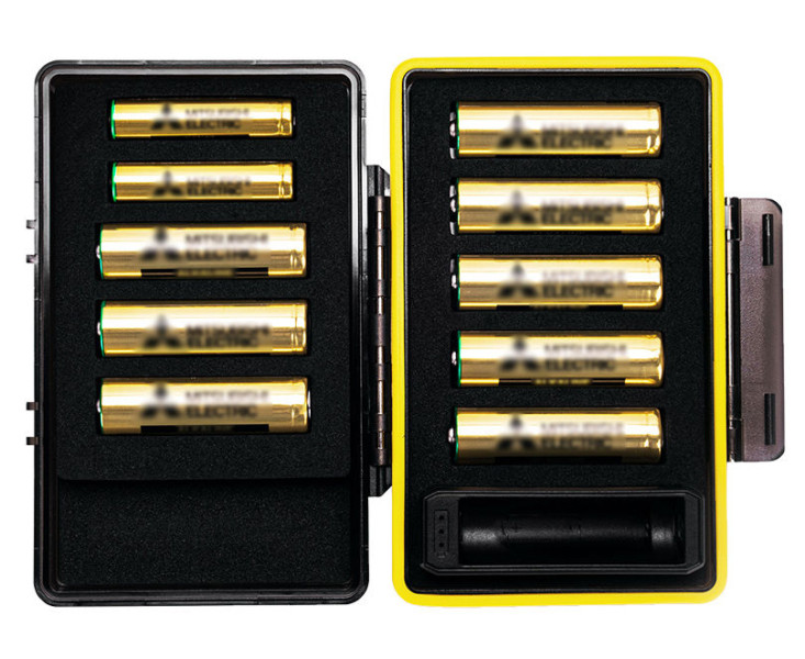 водонепроницаемый бокс на 8 AA и 2 AAA с тестером