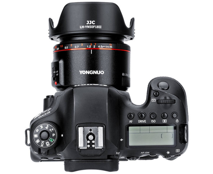 бленда объектива Yongnuo YN 50mm f/1.8 II чёрная лепестковая