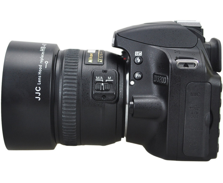 бленда Nikon HB-47