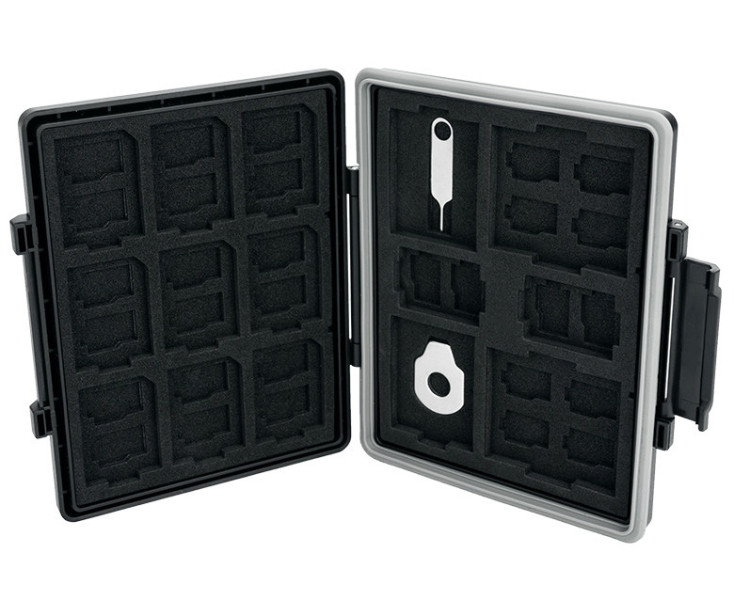 в чем хранить много карт памяти