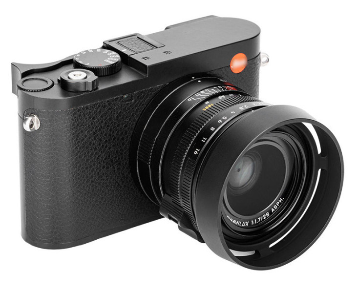 бленда Leica Q3