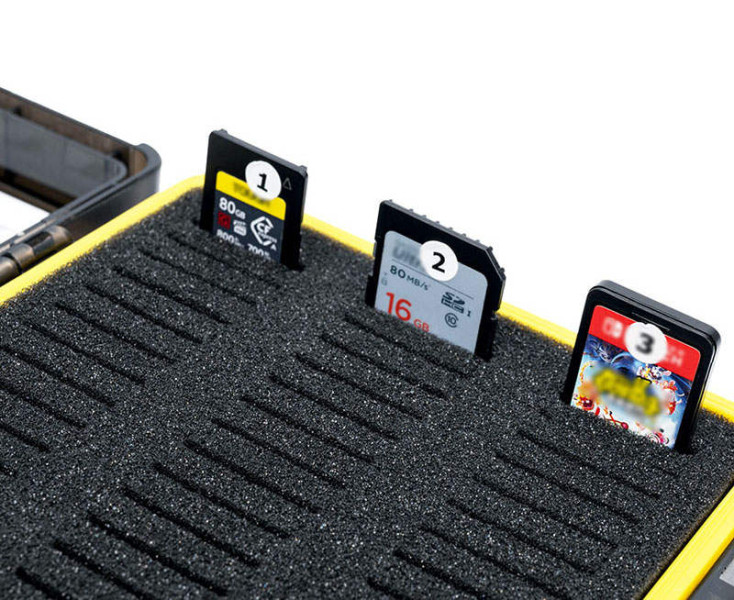 защитный бокс на 60 Sony PS Vita Game Card